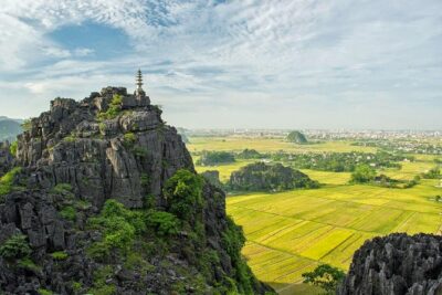 Hoa Lu -Tam Coc - Mua Cave Full Day Trip with Limousine Bus - Hoa Lu Ancient Capital: Quick Hits on Dai Co Viet