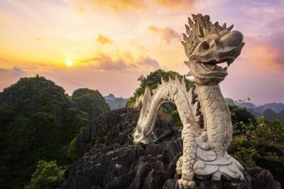 Hoa Lu - Tam Coc - Mua Cave Luxury Day Tour - Limousine Bus Transfer - Hoa Lu temples of the Dinh & Le Dynasties: ancient capital vibes