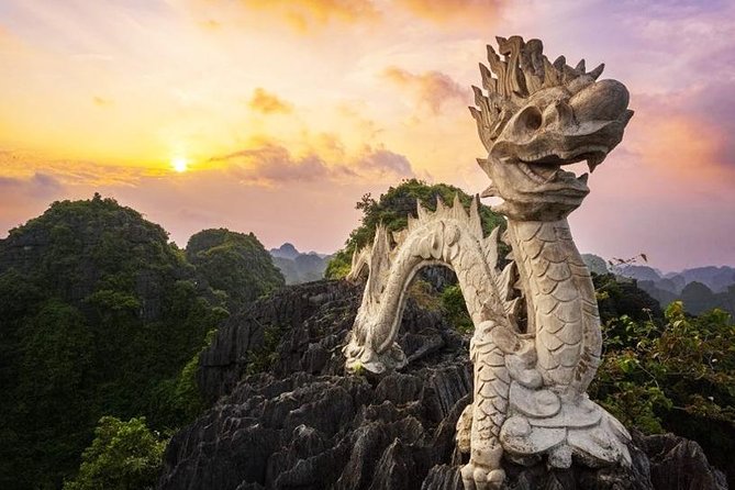 Hoa Lu - Tam Coc - Mua Cave Luxury Day Tour - Limousine Bus Transfer - Hoa Lu temples of the Dinh & Le Dynasties: ancient capital vibes