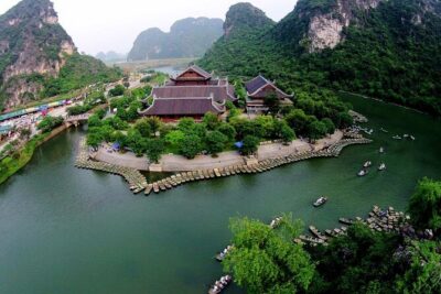 Hoa Lu Trang An and Mua Cave by Limousine from Hanoi - Hoa Lu Ancient Capital: history you can actually connect to