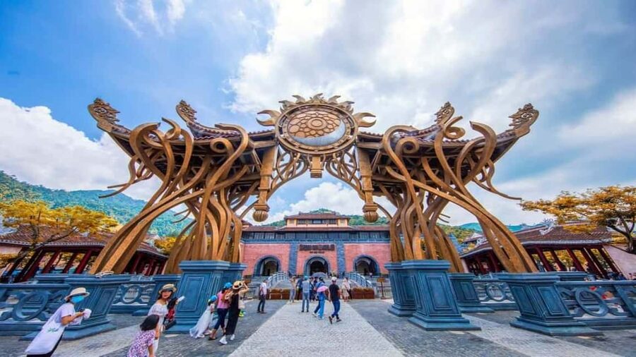 Hoi An/DaNang: Private Car Marble Mountain & Golden Bridge - Golden Bridge: the check-in moment, and why fog changes everything
