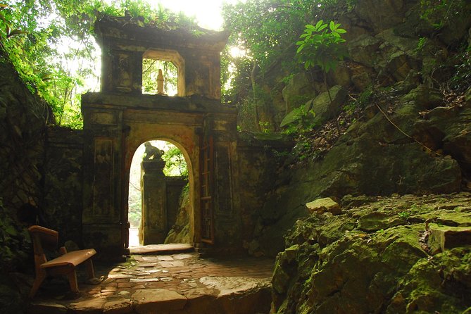 Hoi An To Hue By Private Car via Hai Van Pass, Golden Bridge - Golden Bridge / Ba Na Hills time: how to think about it