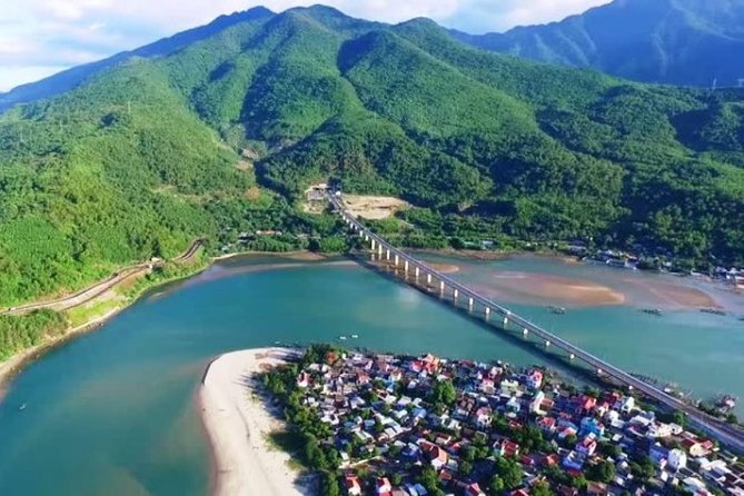 Hoi An To Hue Private Car With English Speaking Driver - The Driver and the English Issue: What to Expect