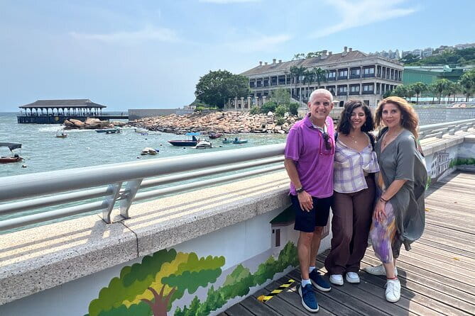 Hong Kong City Highlights and Hidden Gems by Private Car - Tsim Sha Tsui: Avenue of Stars, Bruce Lee, and a little old train history