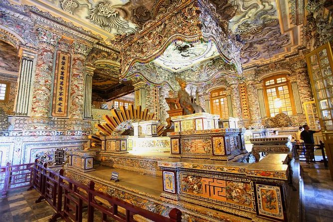 Hue City Trip From Hoi An or Da Nang By Private Tour - Hai Van Pass and the coastal stops: the road trip that sets the mood