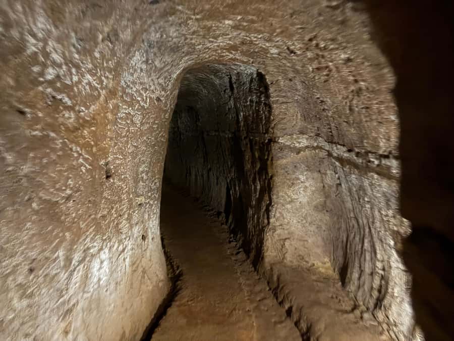 Hue: DMZ Half-Day Tour by Private Car to Vinh Moc Tunnels - Private car pacing: how the 6 hours actually works in real life