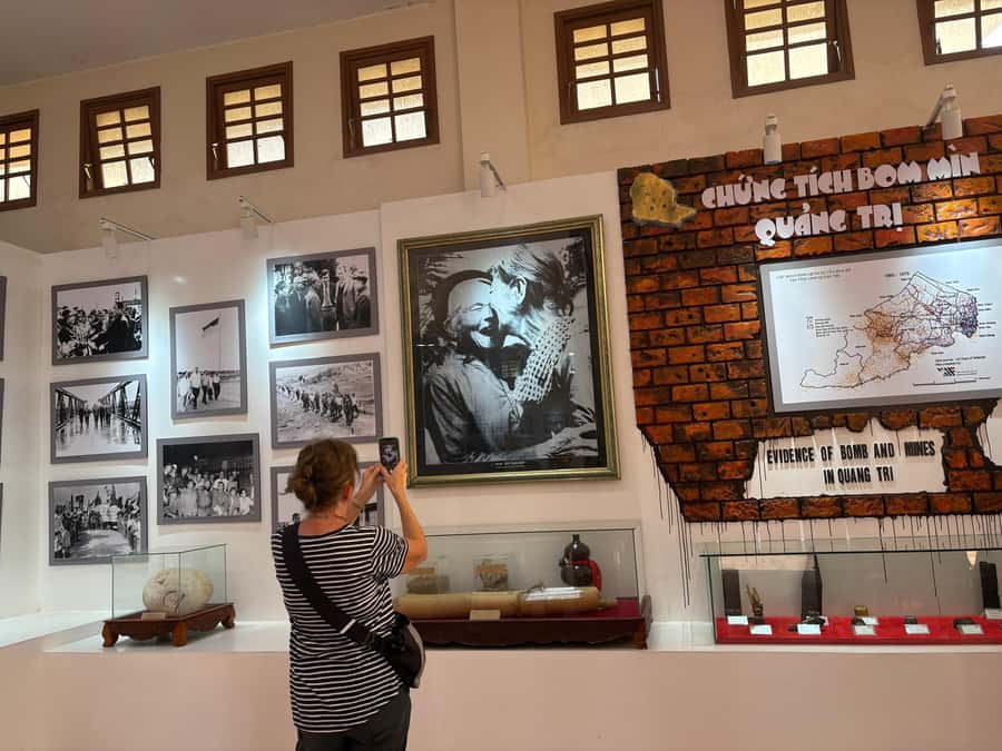 Hue: DMZ Half-Day Tour by Private Car to Vinh Moc Tunnels - Hiền Lương Bridge and Bến Hải River: the DMZ line you can still read