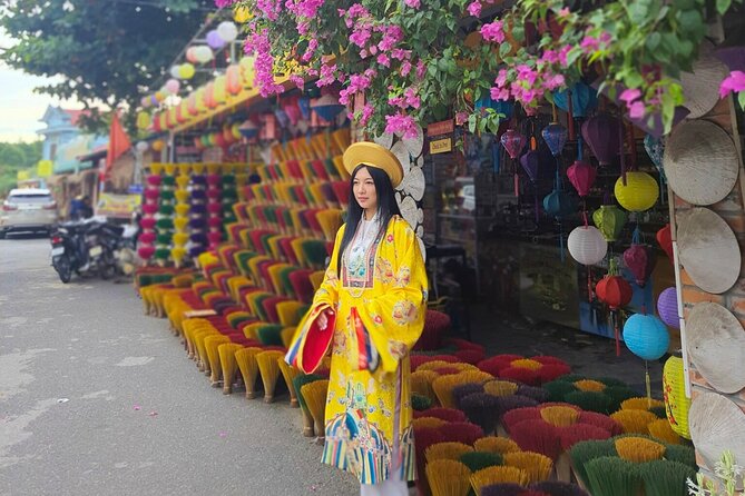 Hue: Dragon Boat, Perfume River, Pagoda & Royal Tomb Tour - A private Hue day: dragon boat, pagoda, and royal tombs