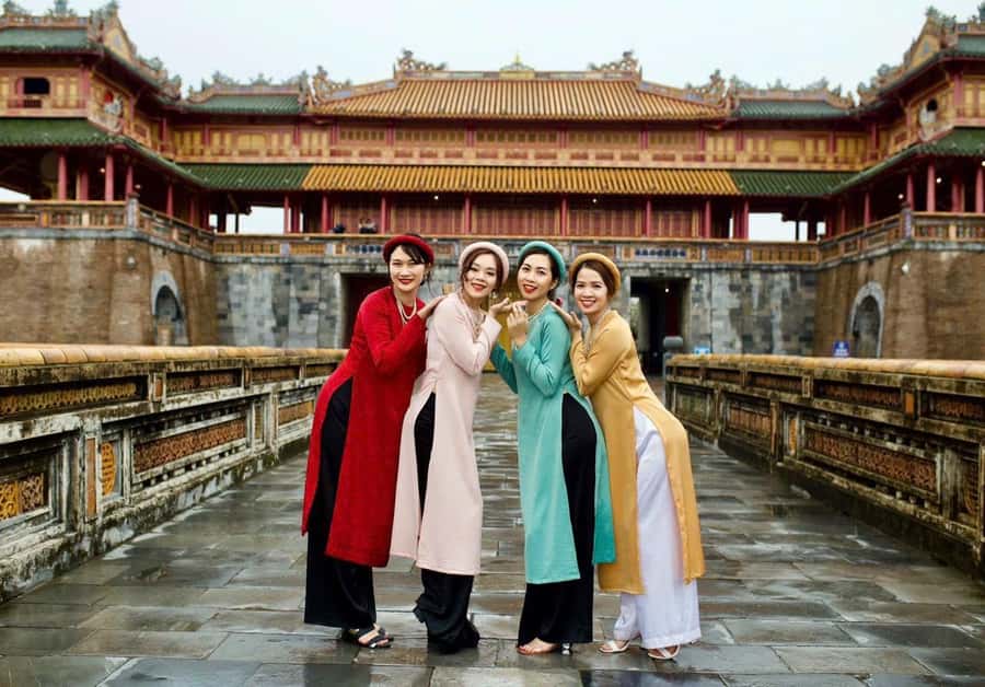 Hue: Imperial City, Royal Tombs Tour & More by Private Car - Hue in one day: how a private-car route actually feels