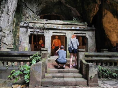 Hue: Private Car to Hoi An via Fabulous Stops - Pickup and drop-off that actually save your stress