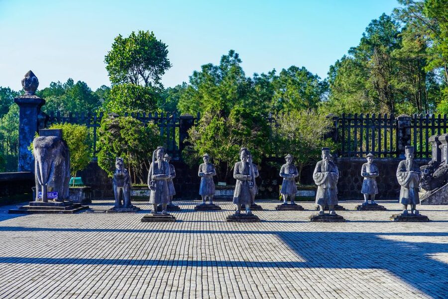 Hue: Royal Tombs & Imperial City Tour by Private Car - What your driver helps you do (beyond just driving)