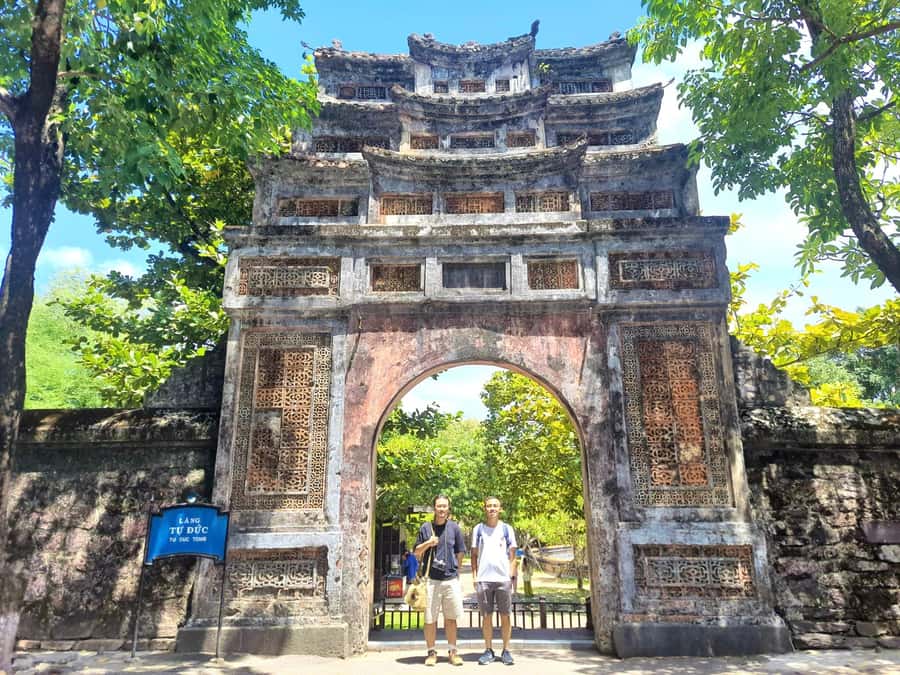 Hue: Royal Tombs & Imperial City Tour by Private Car - Practical tips that make the day smoother