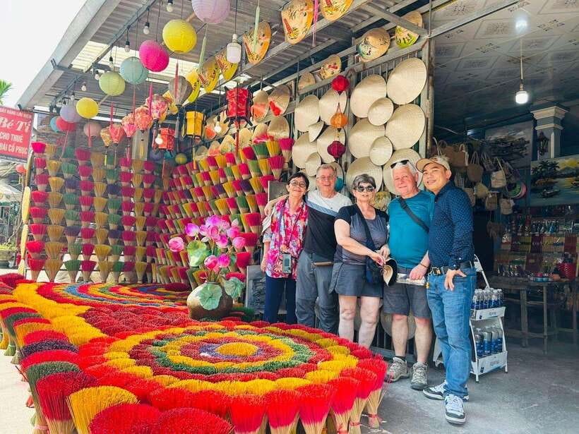 Hue: Royal Tombs & Pagoda Tour By Dragon Boat & Private Car - Perfume River dragon boat to Thien Mu Pagoda: the smooth start