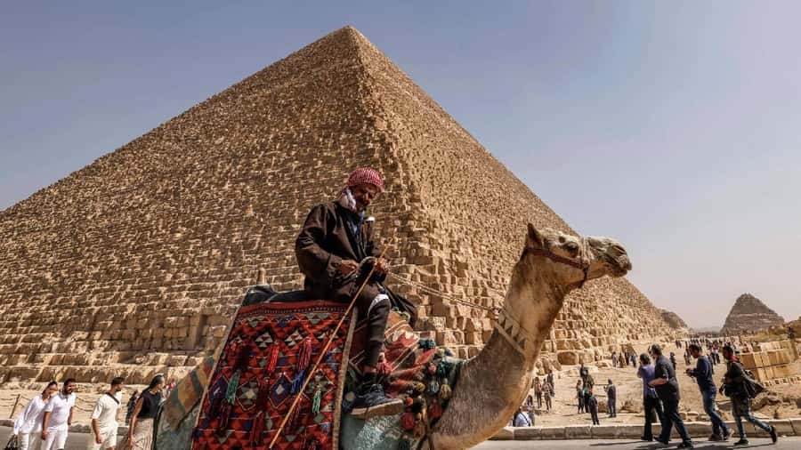 Hurghada: Day Tour To Cairo From Hurghada By Private Car - The Shopping Tour Stop: Useful for Some, Annoying for Others