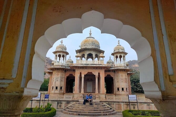 Jaipur sightseeing by private car with guide - Price and value: what $47.99 per group really means