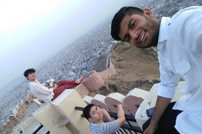 Jaipur Sightseeing Tour with Private Car and Driver - Royal Gaitor Tombs: Marble and Sandstone Cenotaphs at a Calmer Pace