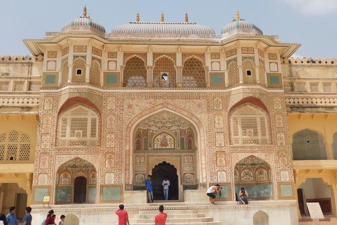 Jaipur Sightseeing Tour with Private Car and Driver - Hawa Mahal: The Palace of Breeze and Why It’s More Than a Facade