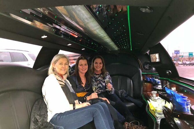JFK Airport Limo Pick-up With Extra One Hour NYC Limo Sightseeing Tour - Comfort and control: private group size matters