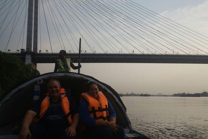 Kolkata tour in private car with guide & lunch for immersive cultural experience - Lunch break and Victoria Memorial timing