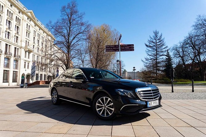 Krakow - Full Day Tour from Warsaw by private car - Krakow Old Town around Rynek Główny: easy sightseeing flow