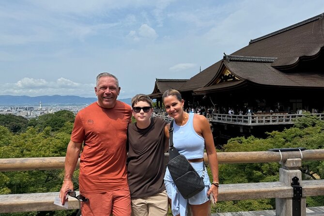 Kyoto Custom Private Car Tour with Local Guide - How the route works: Arashiyama, markets, Kiyomizu, then Inari
