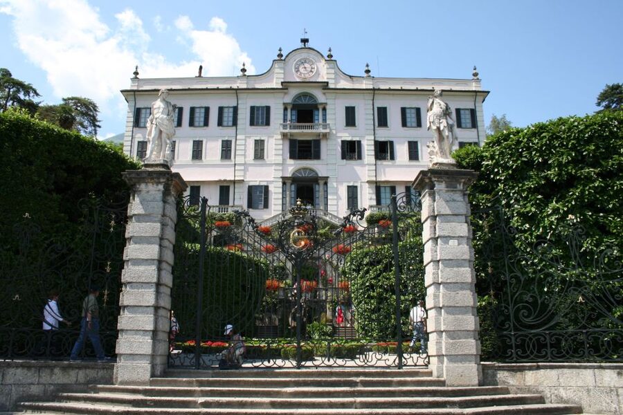 Lake Como: Highlights Tour with a Local by Private Car - Key highlights that make this tour worth your time