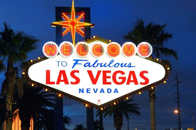 Las Vegas Strip at night like a Star with champagne by luxury limo - 3 or 5 hrs - Drinking Champagne on the Move: Fun, Practical, and a Little Responsible