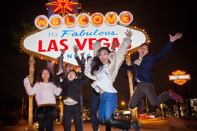 Las Vegas Strip by Super Stretch Limo with Personal Photographer - Timing tips and the main risks to plan around