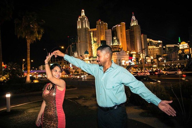 Las Vegas Strip by SUV Stretch Limo with Personal Photographer - Pickup, timing windows, and how reconfirmation keeps the night on track