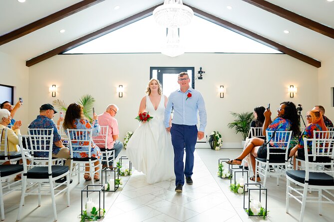 Las Vegas Wedding at The Little Vegas Chapel including Limousine Transportation - The Little Vegas Chapel: why this setup feels low-stress