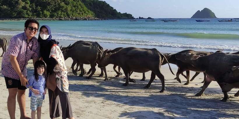 Lombok Private Car with Driver - Beaches Later in the Day: Turn the Mountain Day Into a Full Lombok Story