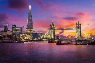 London sightseeing tour with a chauffeur driver - Pickup and drop-off in central London without the hassle