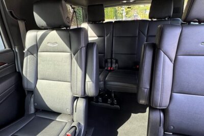 Los Angeles LAX Private Car Service - Cadillac Escalade - The 2024 Cadillac Escalade: Big Comfort for Groups Up to 6