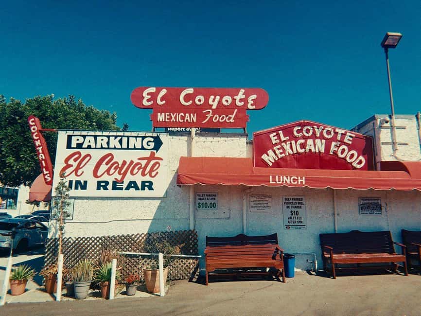 Los Angeles: Manson Family Murders Funeral Limo Tour - The First Limo Stretch: Cielo Drive and Benedict Canyon