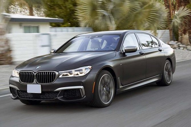 Luxury Chauffeur Car Melbourne Airport To CBD or city to airport - First Impressions: What This Chauffeur Transfer Really Feels Like