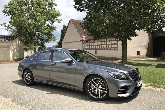 Luxury Chauffeur Car Melbourne Airport To CBD or city to airport - On the Road: Luxury Cars, Real Comfort, and Free Wi‑Fi