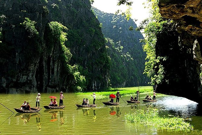 Luxury Hoa Lu - Tam Coc 1 Day Tour From Hanoi - By Limousine & Small Group - What the Guide and Group Size Feel Like Day-to-Day