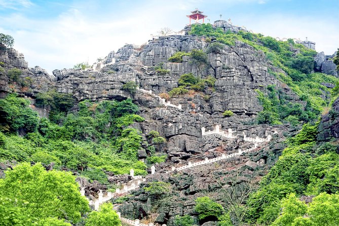 Luxury Hoa Lu Tam Coc Mua Cave 1 Day With Limousine Bus And Lunch - Mua Cave Steps and Panoramic Views: The 500-Step Moment