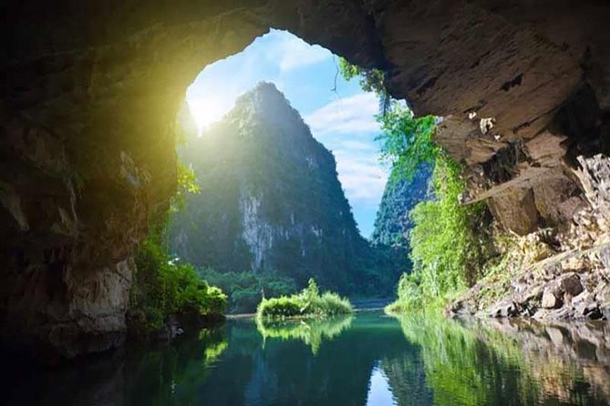 Luxury Hoa Lu - Trang An - Mua Cave 1 Day Tour - By Limousine & Small Group - Cycling around the Tam Coc area: a calmer way to see local life