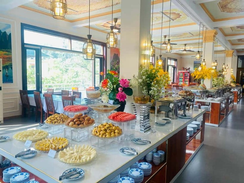 Luxury Limousine Tour: Hoa Lu, Trang An/Tam Coc & Mua Cave - How the Bike Segment and the Rest Stops Affect Your Energy