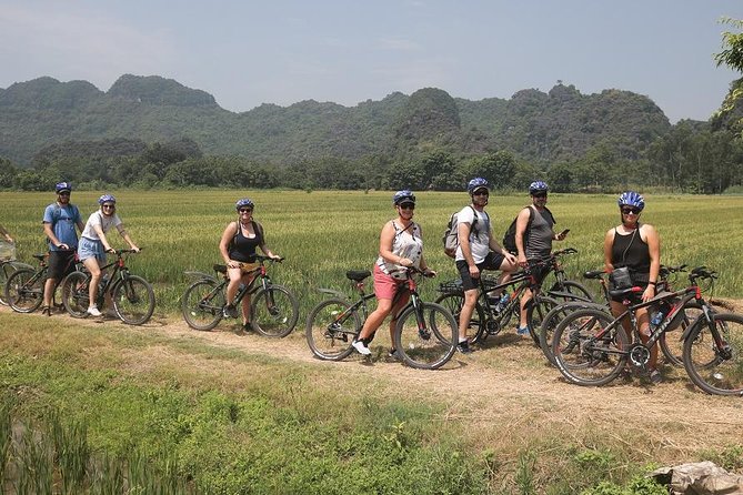 Luxury Limousine Trang An-Mua Cave - Bich Dong max 6-8 pax/ group - Timing and pace for a full 10-hour day