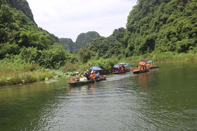 Luxury Limousine Trang An-Mua Cave - Bich Dong max 6-8 pax/ group - Mua Cave hike: the 500 steps worth planning for