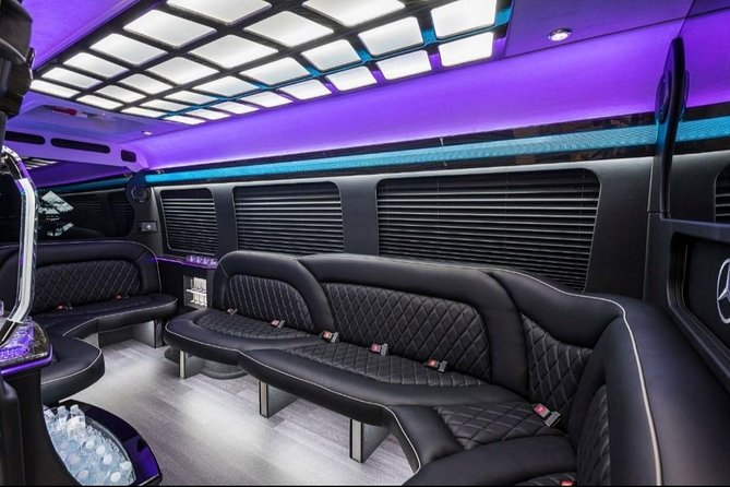 Luxury Party Bus Limo in Miami - Key highlights worth showing up for