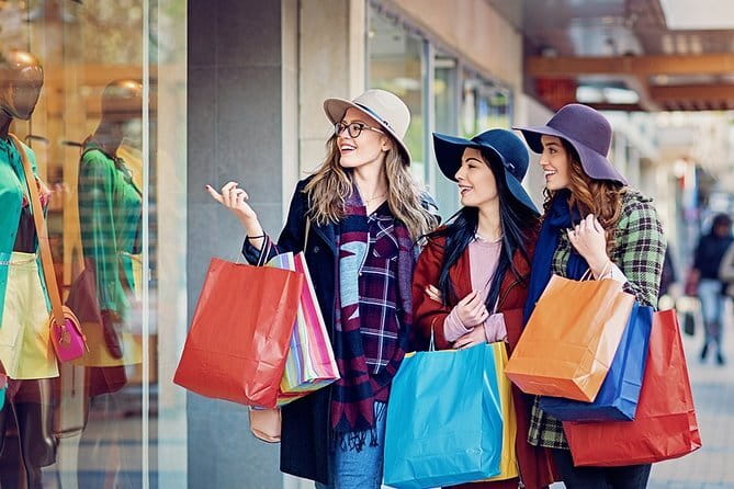 Luxury Shopping Experience: Private Chauffeur to The Mall & Prada - Key highlights at a glance