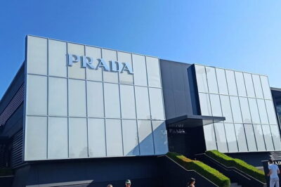 Luxury Shopping Experience: Private Chauffeur to The Mall & Prada - The Mall Firenze: designer outlet shopping with a smart 3-hour block