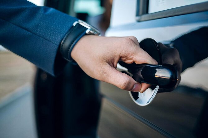 Malta: Private Chauffeur Service To Explore The Island - Pickup, timing, and the small rules that matter