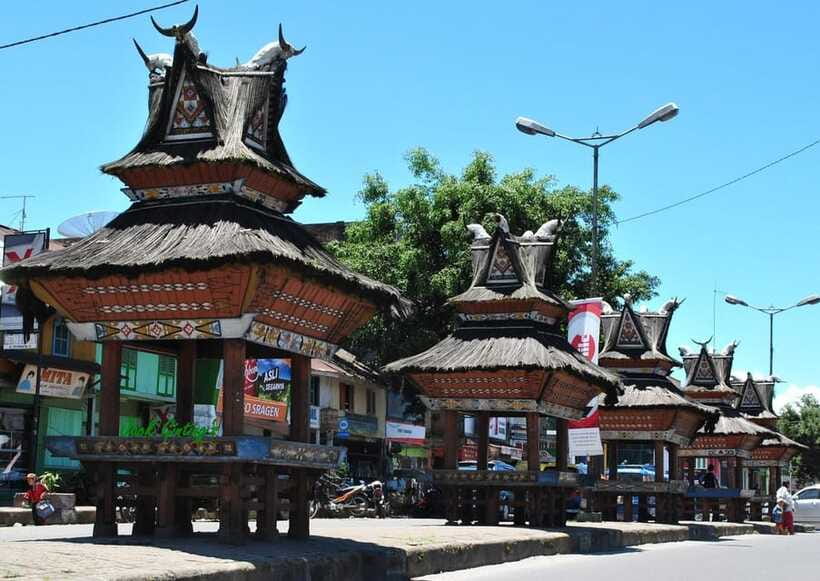 MEDAN : BERASTAGI TOURS WITH PRIVATE CAR DRIVER - What to bring so the day feels easy