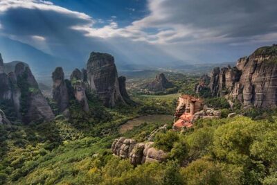 Meteora Full-day Private car trip from Athens - What a typical day feels like (8 to 12 hours total)