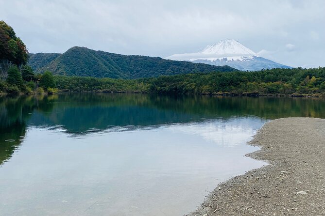 Mt.Fuji Hakone Private Tour with English Speaking Chauffeur - Lake Ashinoko (Hakone area): crater-lake views and the weather reality check