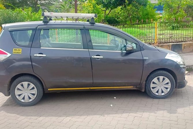 Mumbai Private Car Rental with Professional Driver - What you really get: air-con comfort, WiFi, and flexible stops